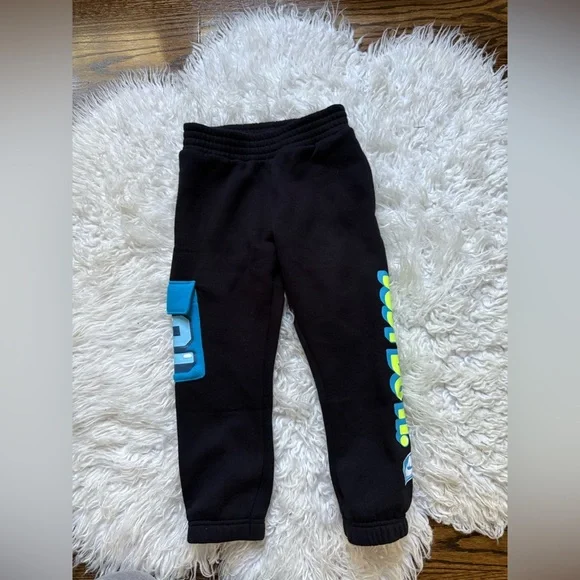 Nike Kids Graphic T-Shirt and Joggers Set - Picture 6 of 8